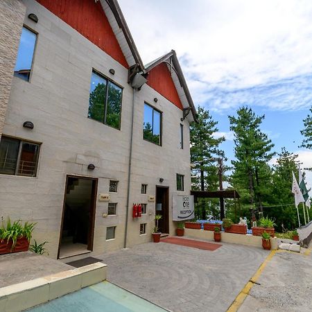 Hotel One Bhurban Муррее Экстерьер фото