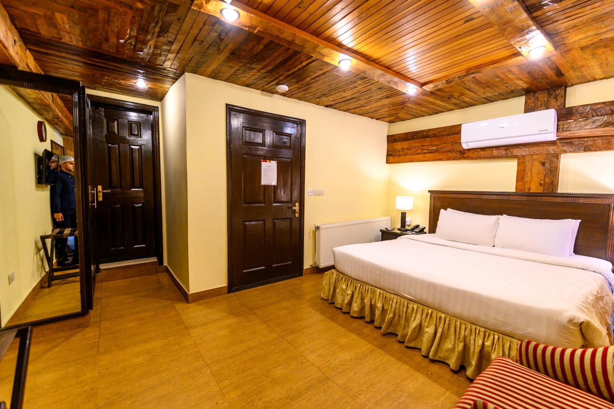 Hotel One Bhurban Муррее Экстерьер фото