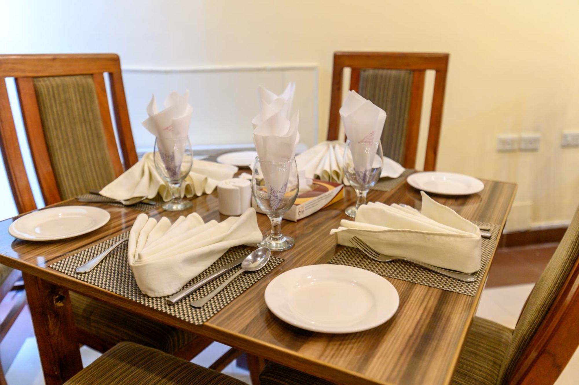 Hotel One Bhurban Муррее Экстерьер фото